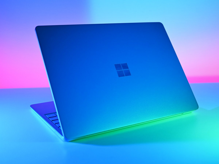 Xuất hiện những hình ảnh đầu tiên của Surface Laptop 4 và Surface Pro 8